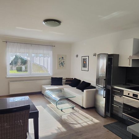 Apartman Ptice Exterior photo